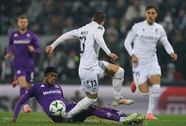 Vitoria Guimaraes vs Fiorentina (03:00 – 20/12)